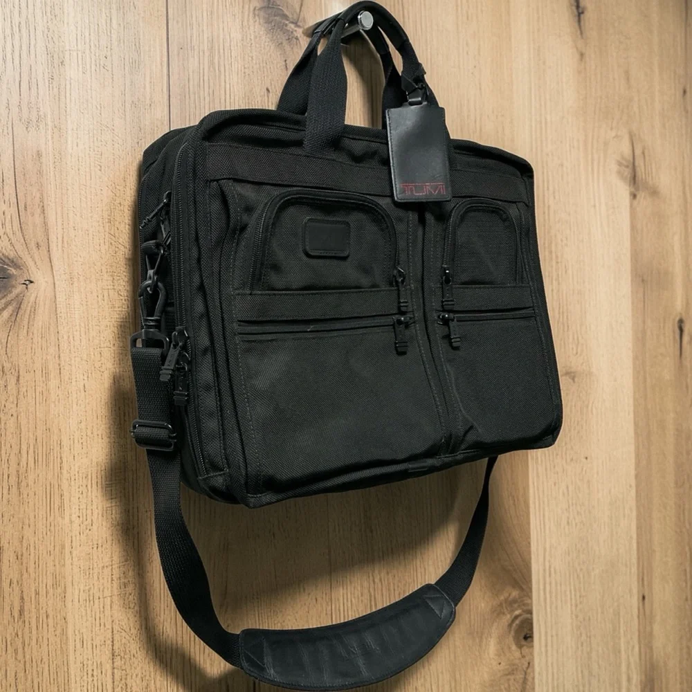 Tumi Deluxe Black Nylon Durable Organizer Laptop Briefcase